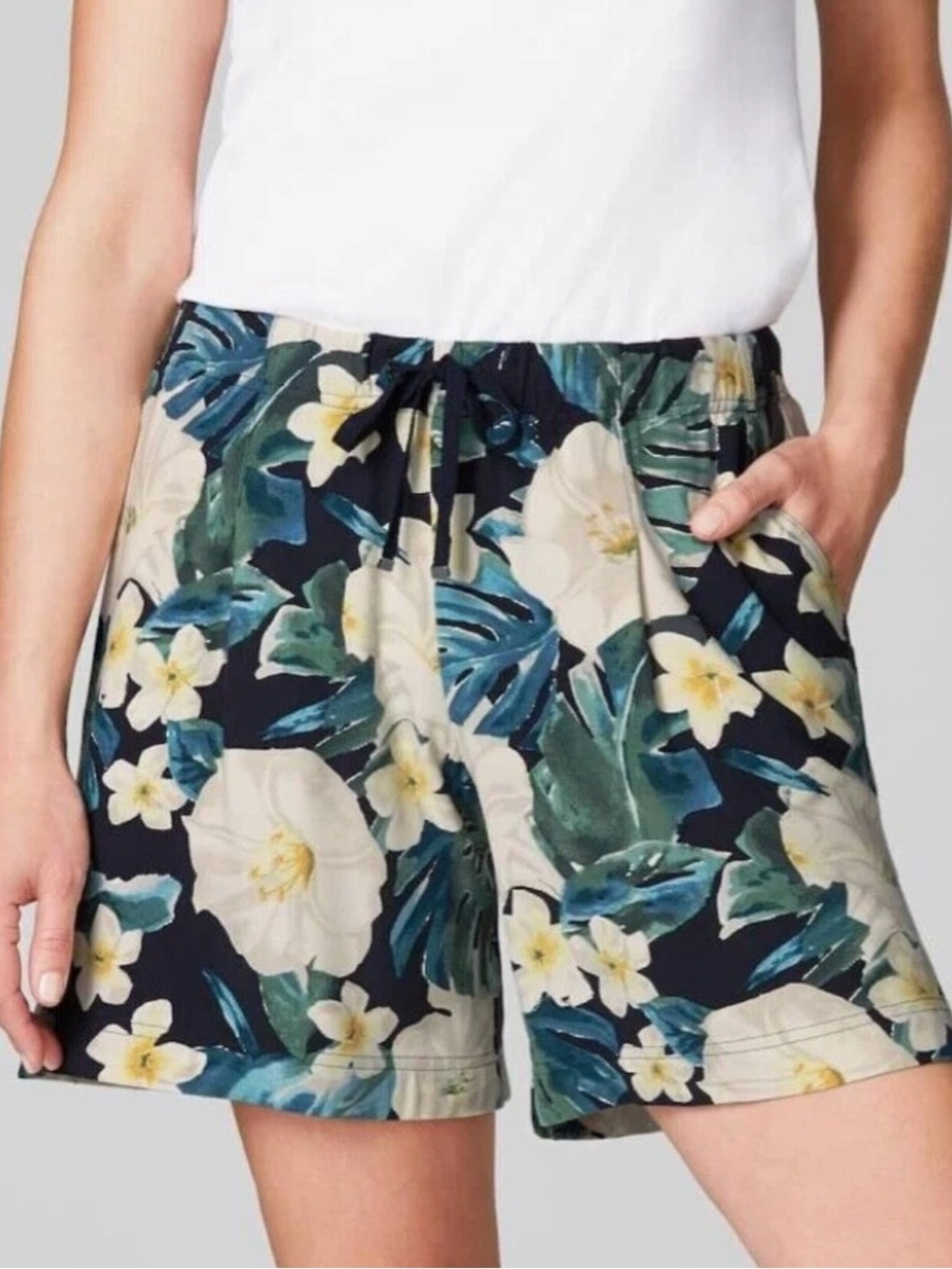 J. Jill Navy Floral Women’s Rayon Shorts. Small, NWT